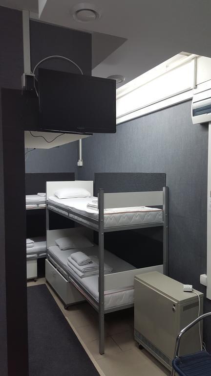Silver House Hostel Čačak Rom bilde